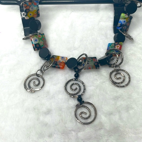 Handmade vintage necklace and earrings set. Hand blown beads. - Picture 3 of 6